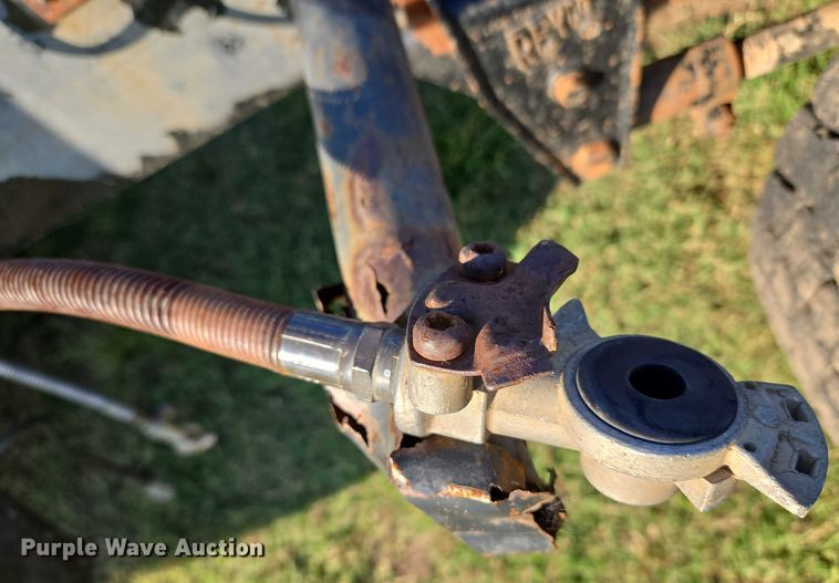 image for item EU3551 1989 Kenworth T40 semi truck