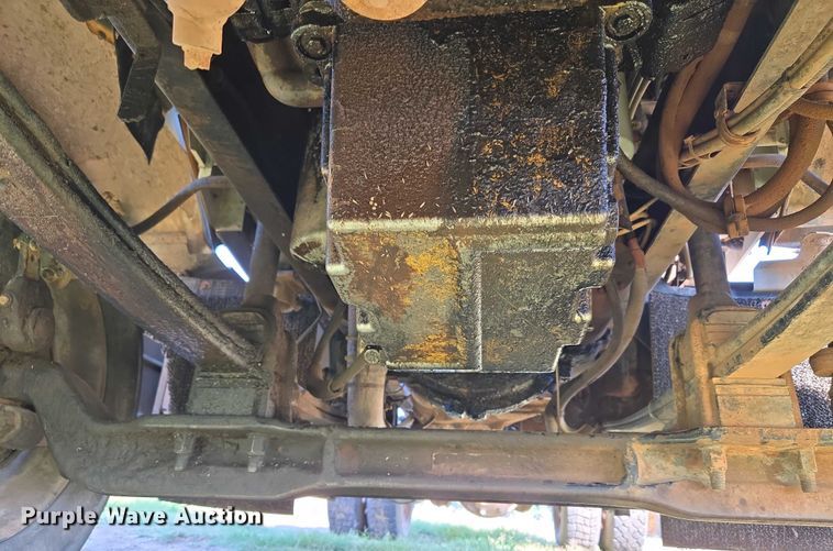 image for item EU3551 1989 Kenworth T40 semi truck