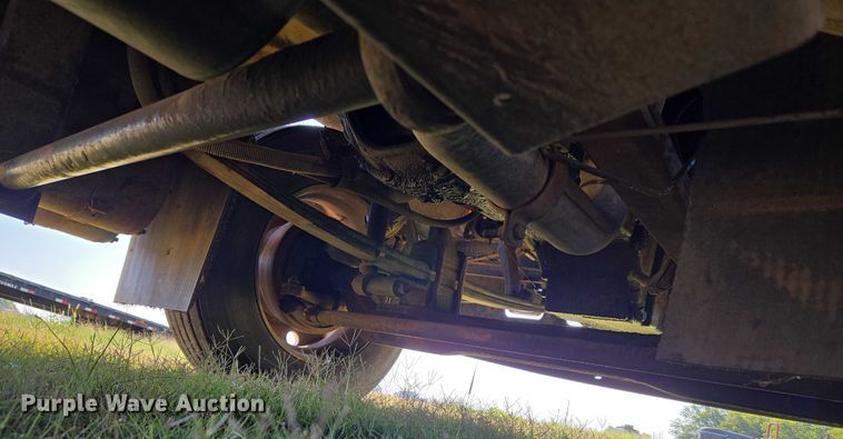 image for item EU3551 1989 Kenworth T40 semi truck