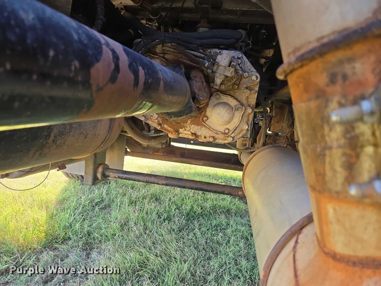 image for item EU3551 1989 Kenworth T40 semi truck