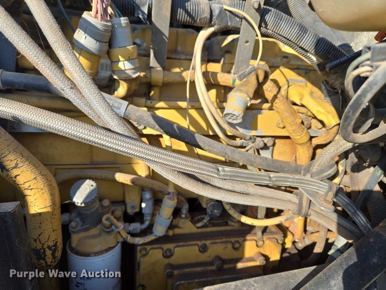 image for item EU3551 1989 Kenworth T40 semi truck