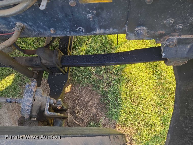 image for item EU3551 1989 Kenworth T40 semi truck