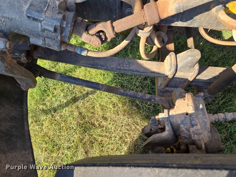 image for item EU3551 1989 Kenworth T40 semi truck