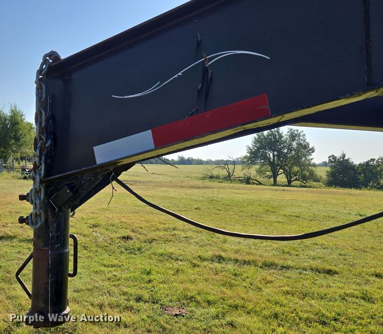 image for item EU3565 2007 Starlite equipment trailer