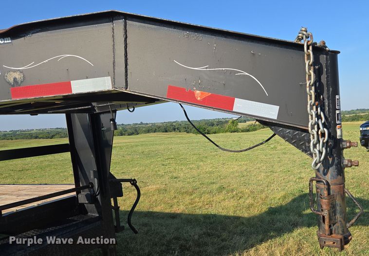 image for item EU3565 2007 Starlite equipment trailer