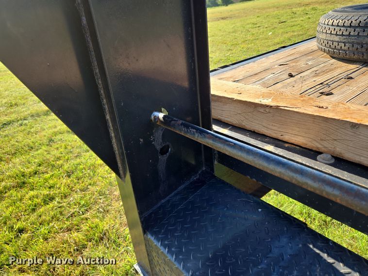 image for item EU3565 2007 Starlite equipment trailer