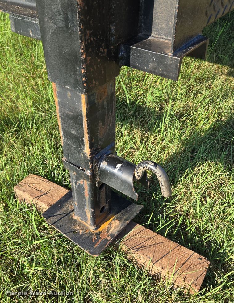 image for item EU3565 2007 Starlite equipment trailer