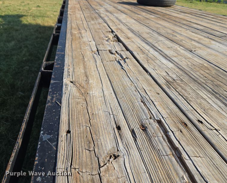 image for item EU3565 2007 Starlite equipment trailer