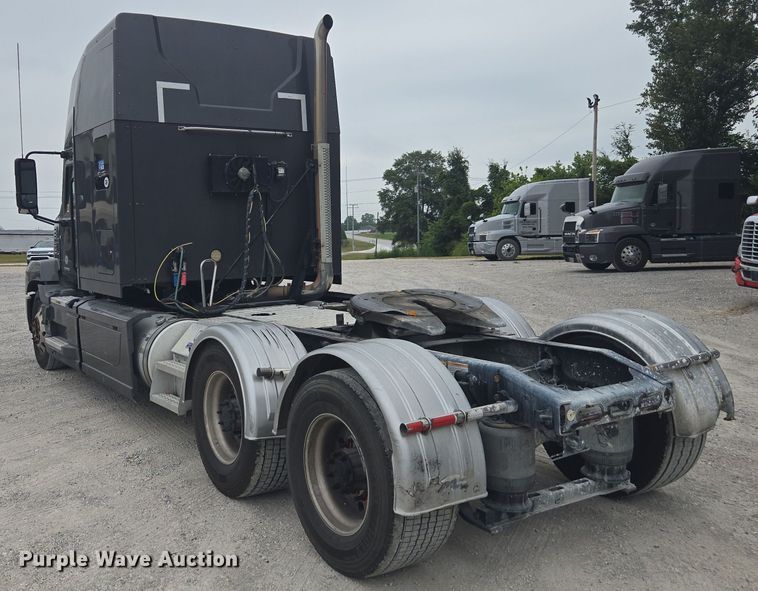 image for item FB9445 2019 Mack AN64T semi truck