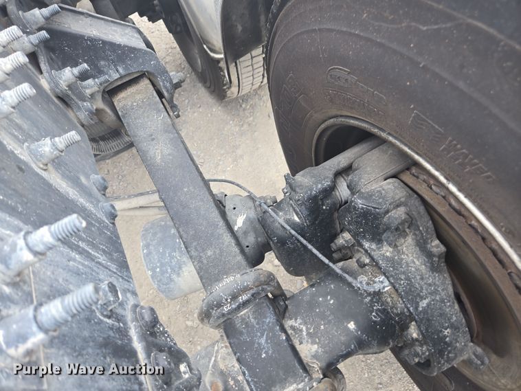 image for item FB9445 2019 Mack AN64T semi truck