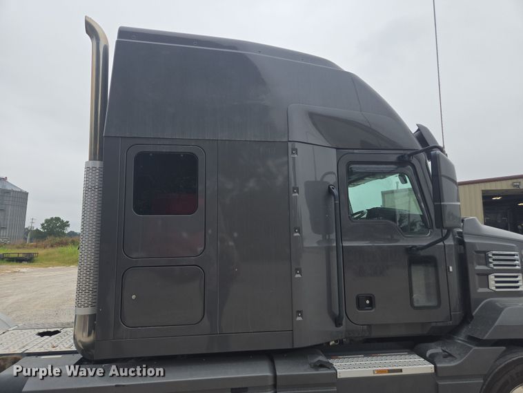 image for item FB9445 2019 Mack AN64T semi truck