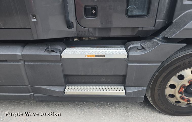 image for item FB9445 2019 Mack AN64T semi truck