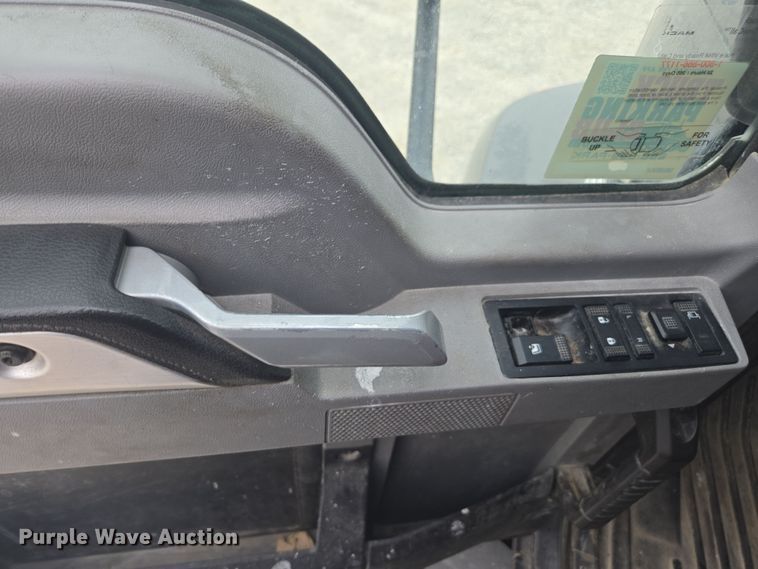 image for item FB9445 2019 Mack AN64T semi truck