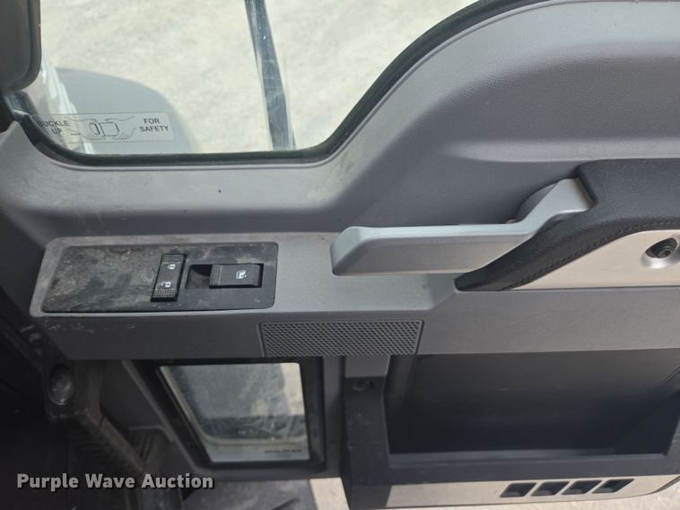 image for item FB9445 2019 Mack AN64T semi truck