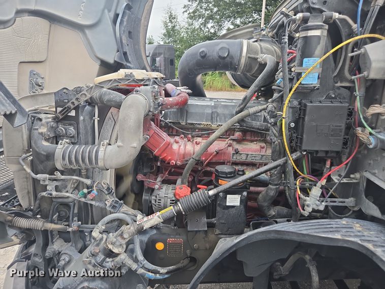 image for item FB9445 2019 Mack AN64T semi truck