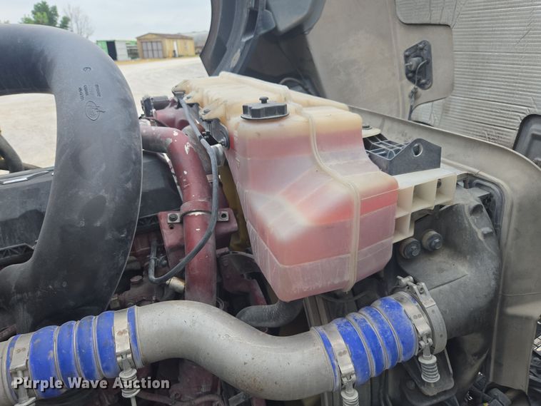 image for item FB9445 2019 Mack AN64T semi truck