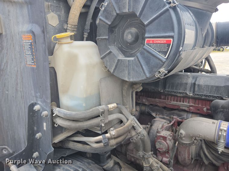 image for item FB9445 2019 Mack AN64T semi truck