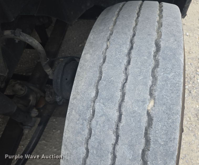 image for item FB9445 2019 Mack AN64T semi truck