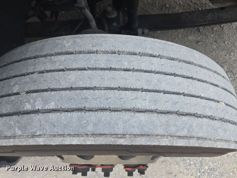 image for item FB9445 2019 Mack AN64T semi truck