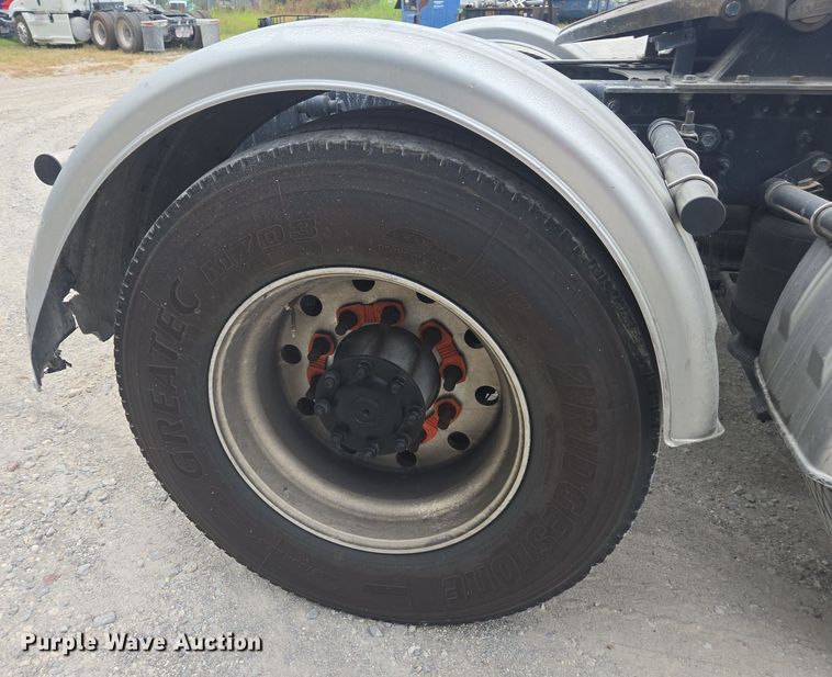 image for item FB9445 2019 Mack AN64T semi truck