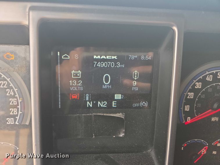 image for item FB9446 2019 Mack AN64T semi truck