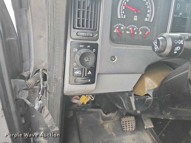 image for item FB9446 2019 Mack AN64T semi truck