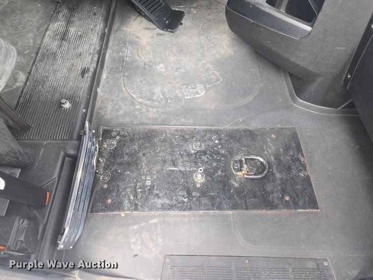 image for item FB9446 2019 Mack AN64T semi truck