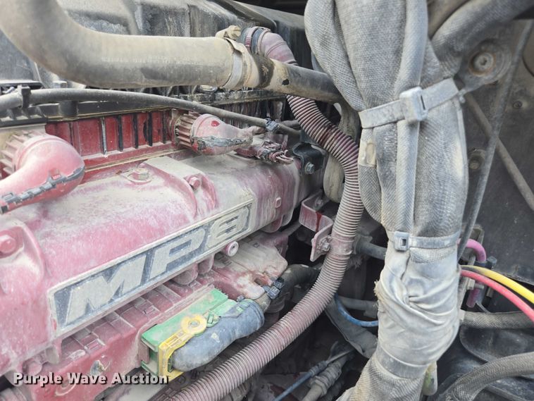 image for item FB9446 2019 Mack AN64T semi truck