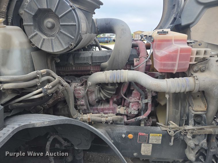 image for item FB9446 2019 Mack AN64T semi truck