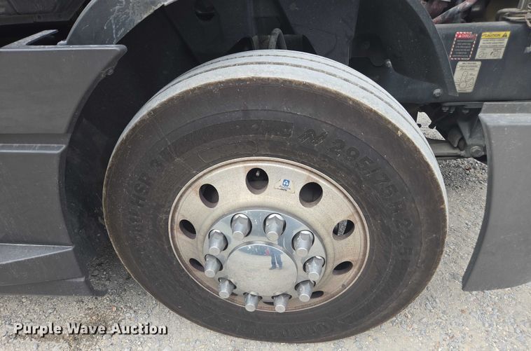 image for item FB9446 2019 Mack AN64T semi truck