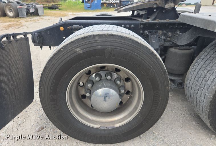 image for item FB9446 2019 Mack AN64T semi truck