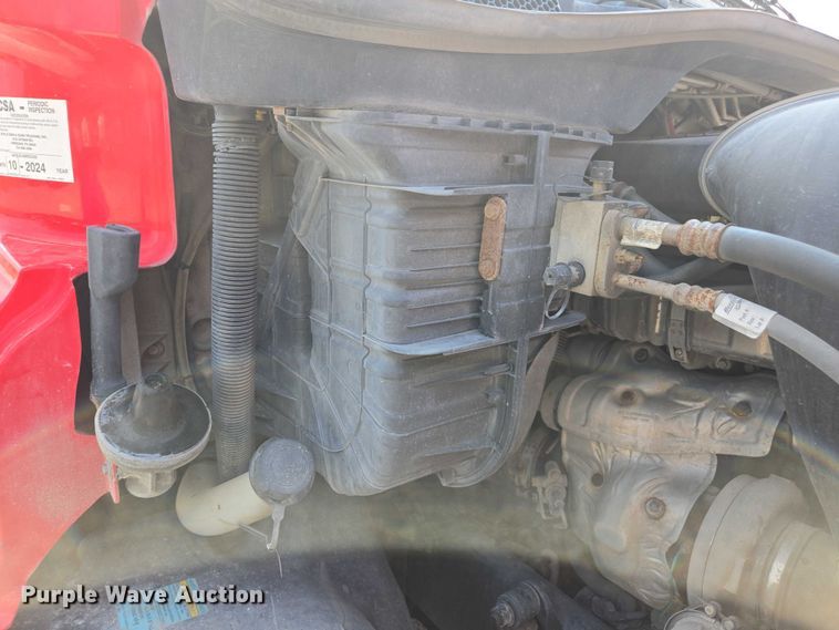 image for item FB9448 2018 Freightliner Cascadia semi truck