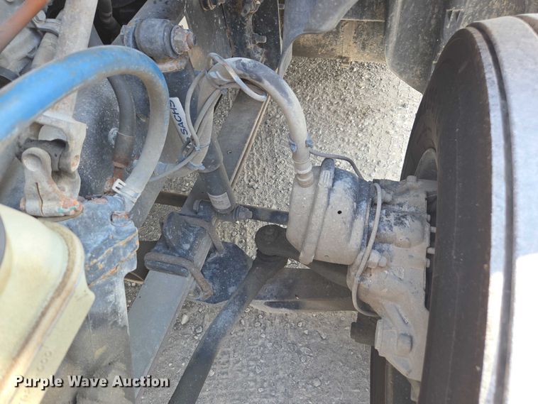 image for item FB9448 2018 Freightliner Cascadia semi truck