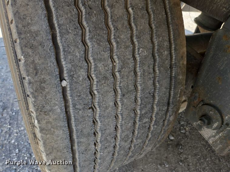 image for item FB9450 2006 Acro tank trailer