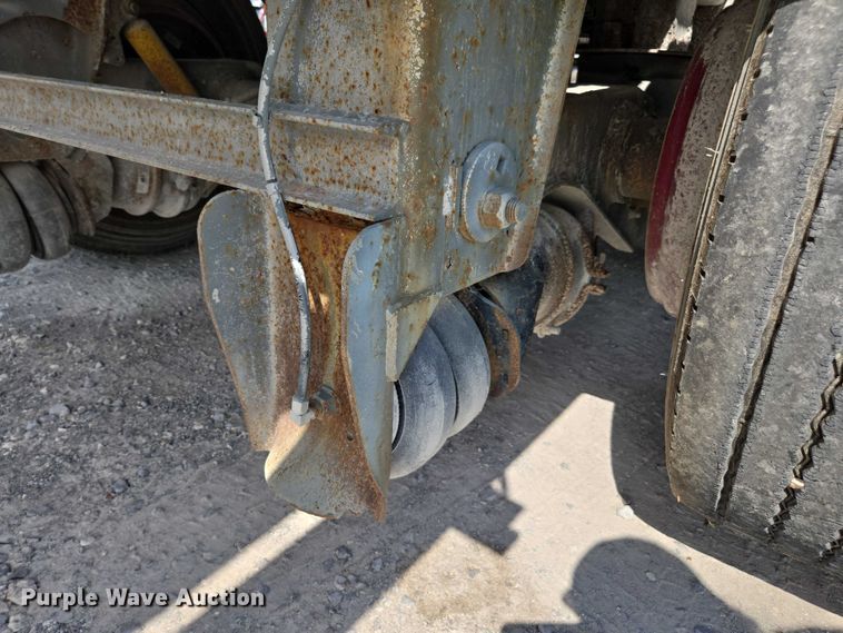 image for item FB9450 2006 Acro tank trailer