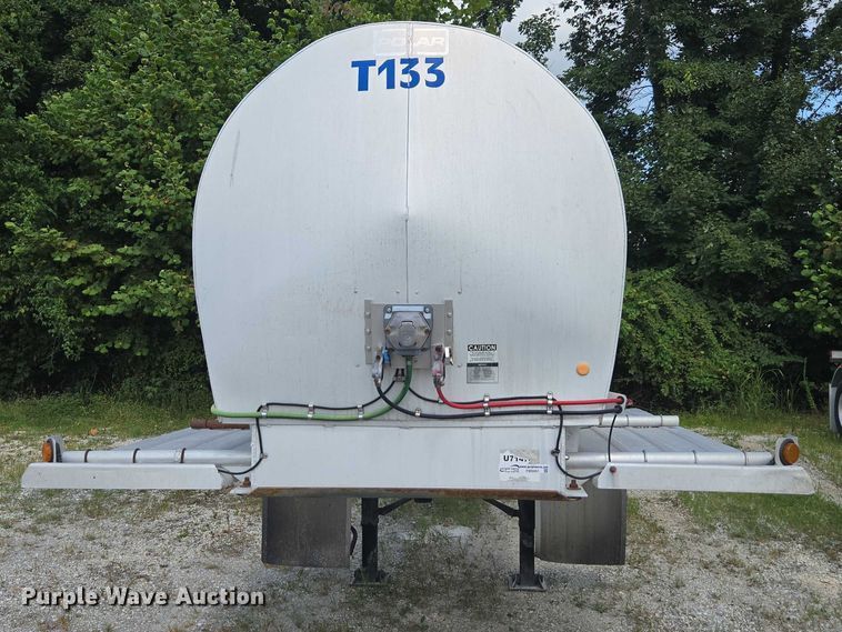 image for item FB9451 1999 Polar tank trailer
