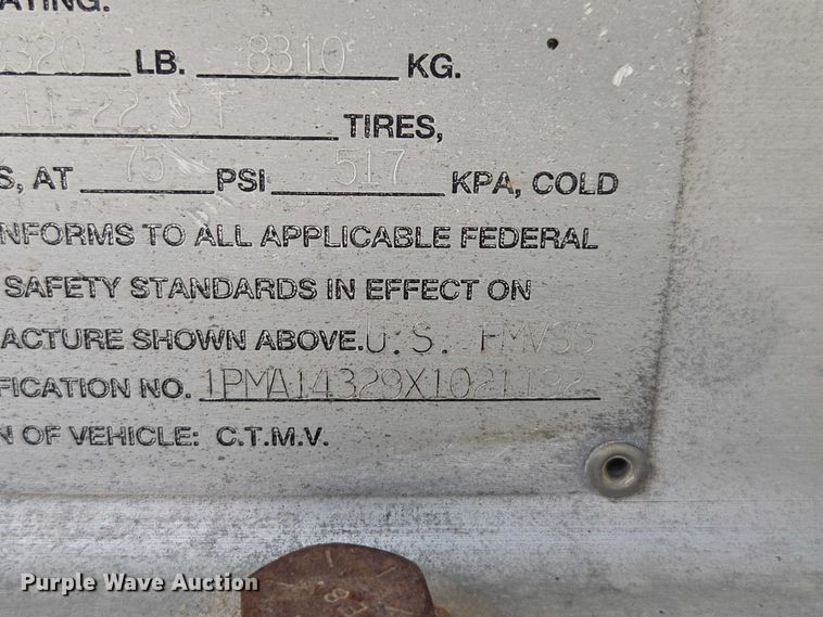 image for item FB9451 1999 Polar tank trailer