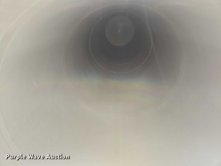 image for item FB9452 2002 Acro tank trailer