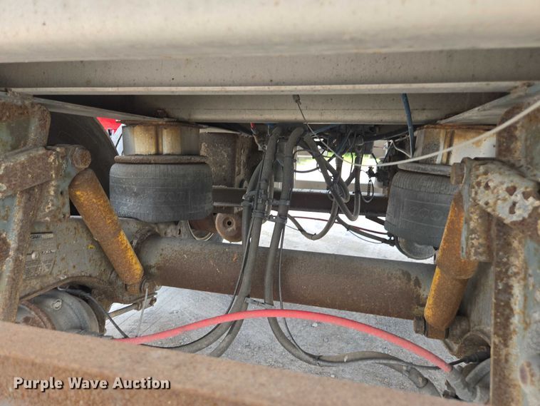 image for item FB9452 2002 Acro tank trailer