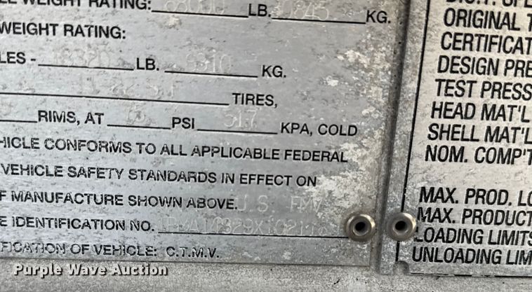 image for item FB9453 1999 Polar tank trailer