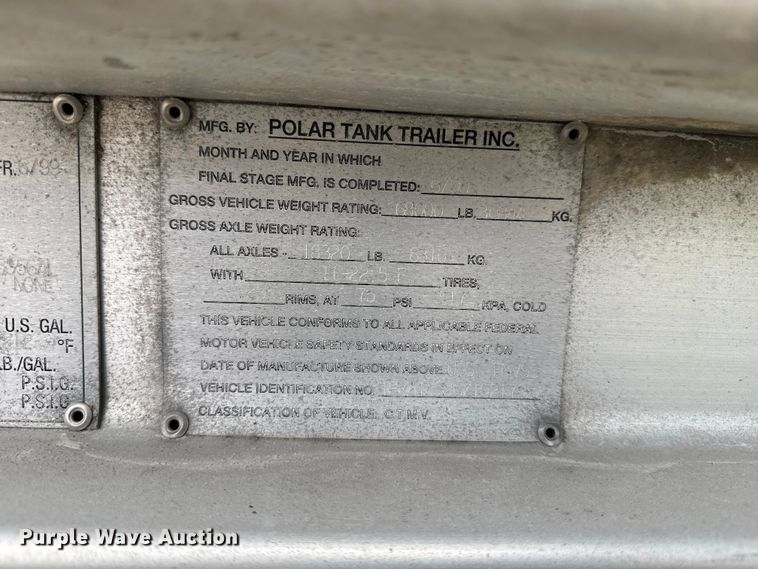 image for item FB9454 1999 Polar tank trailer
