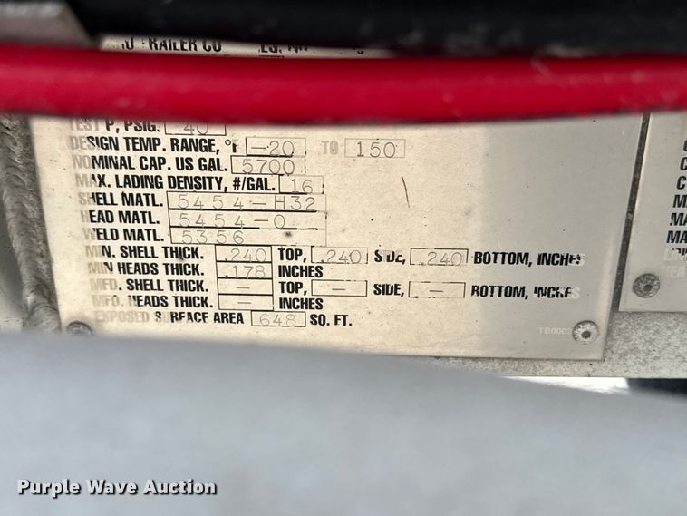 image for item FB9456 2002 Acro tank trailer