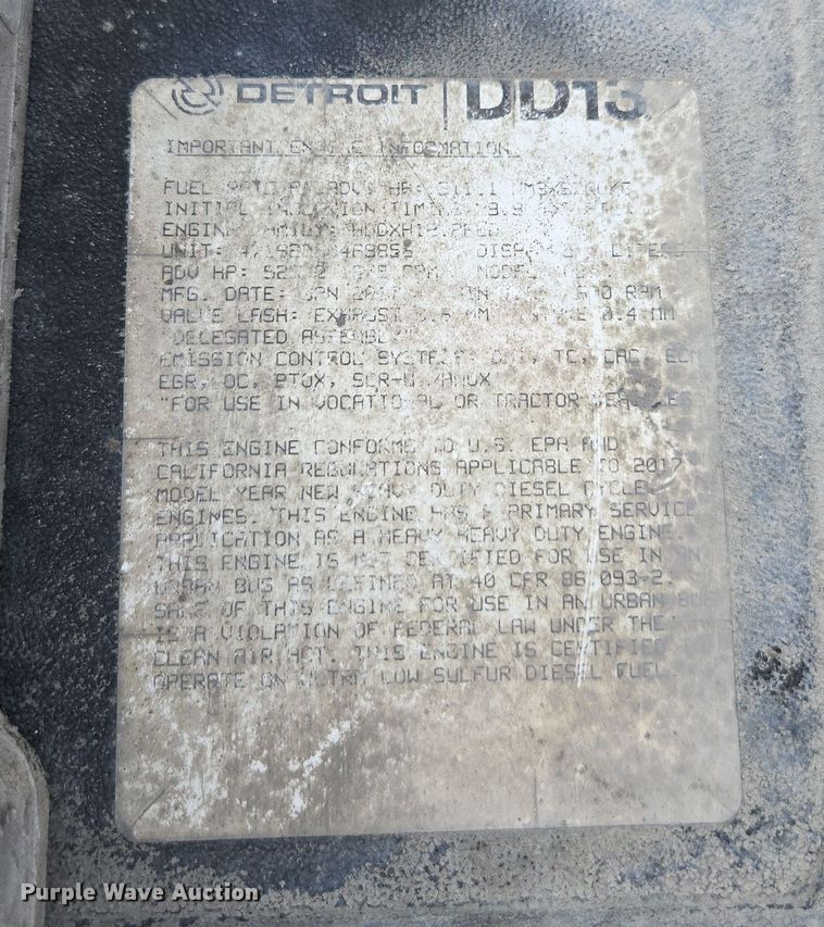 image for item FB9457 2018 Freightliner Cascadia semi truck