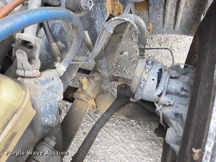 image for item FB9457 2018 Freightliner Cascadia semi truck