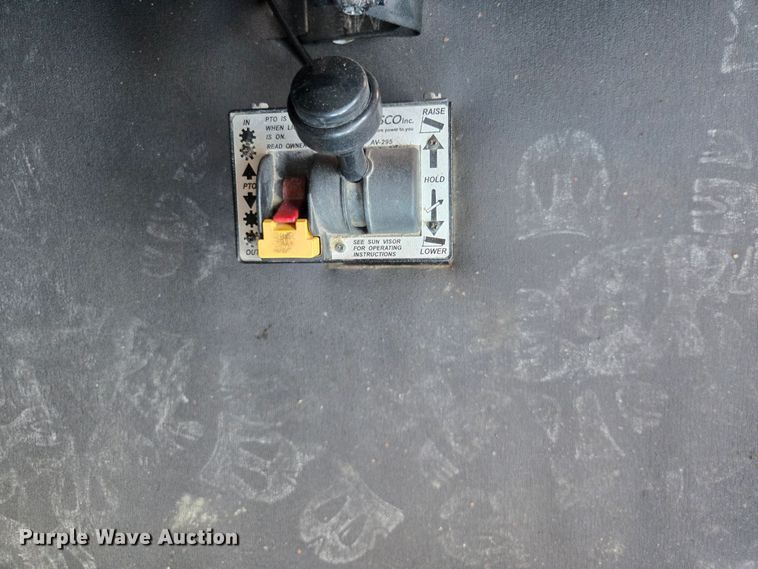 image for item FB9458 2017 Freightliner Cascadia semi truck