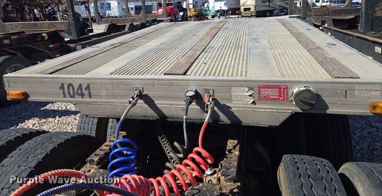 image for item YA0270 1998 East drop deck trailer