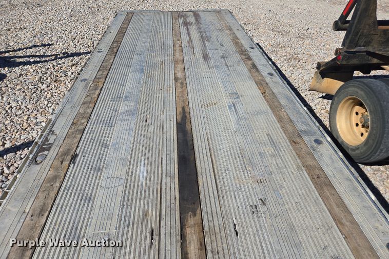 image for item YA0270 1998 East drop deck trailer