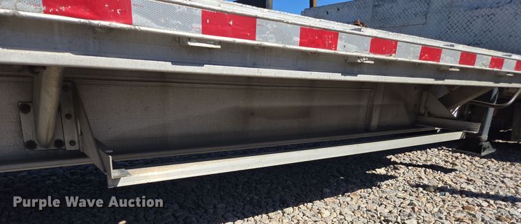 image for item YA0270 1998 East drop deck trailer