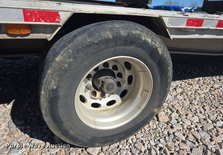 image for item YA0270 1998 East drop deck trailer