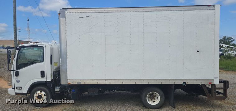 image for item YA0527 2015 Isuzu NPR box truck